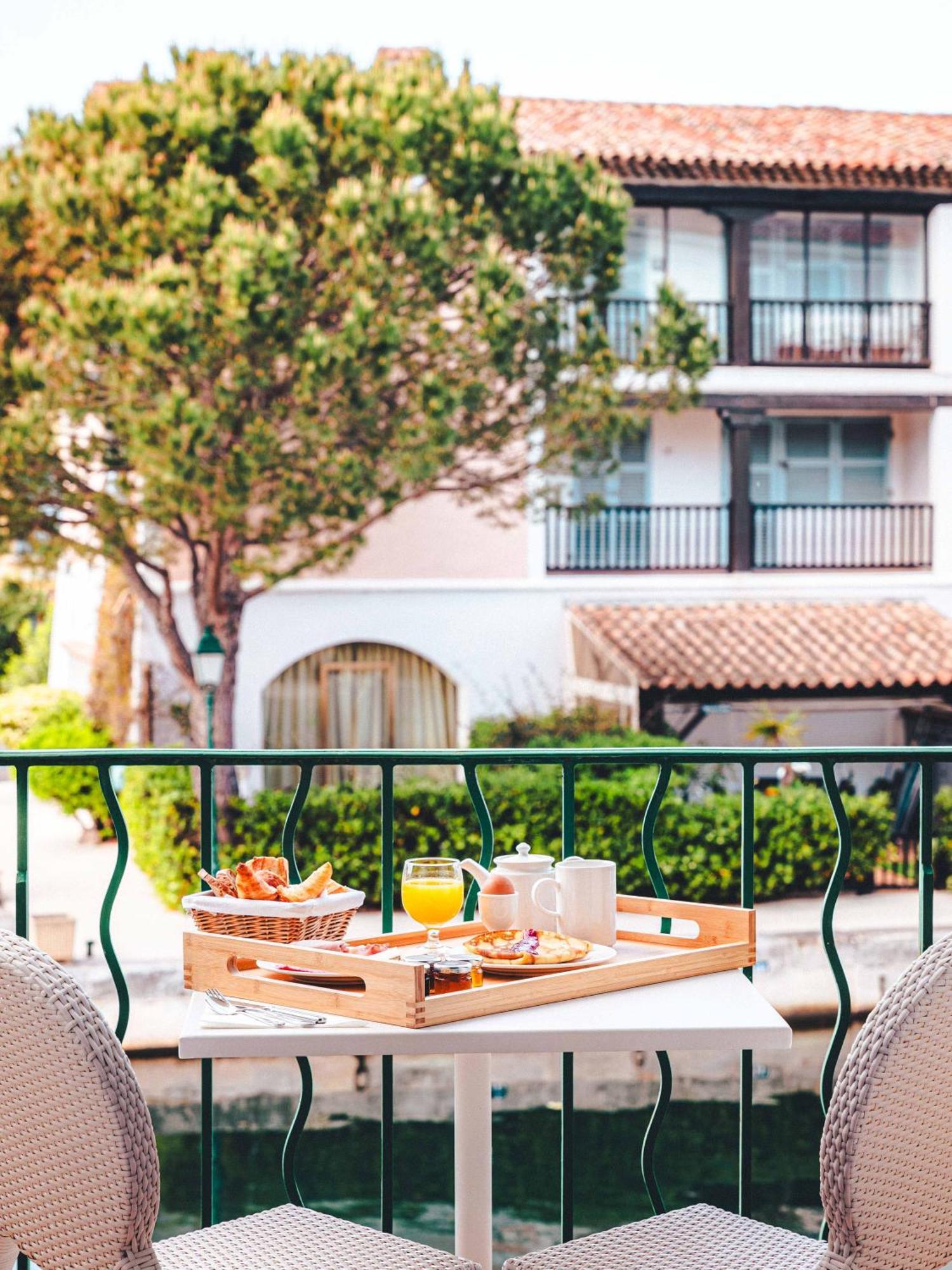 גרימו Le Suffren Hotel מראה חיצוני תמונה
